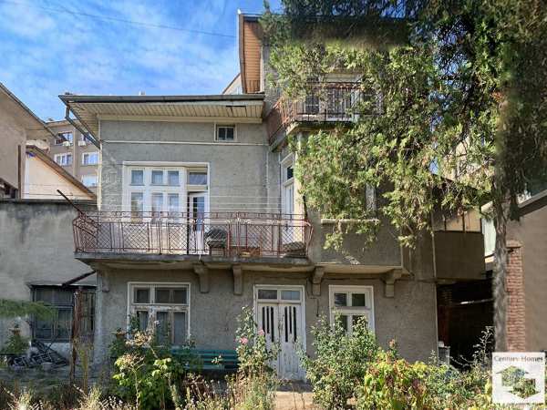 Продава къща, гр. велико търново, център