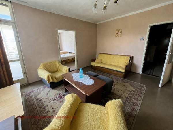 Продава 3-стаен, гр. габрово, младост