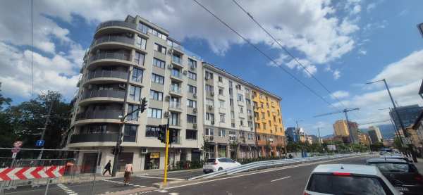 Продава бизнес имот, гр. софия, център