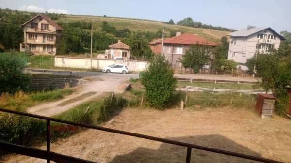 Продава къща, с. черна гора, област перник