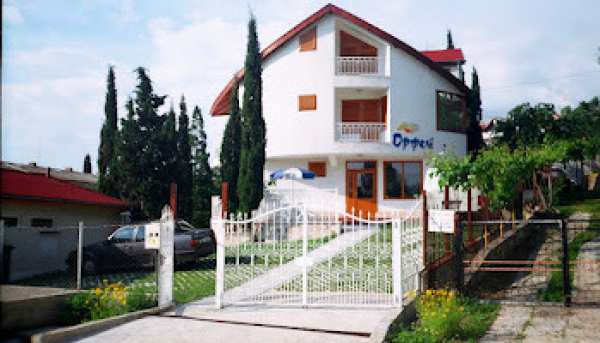 Продава хотел, гр. варна, м-т ален мак