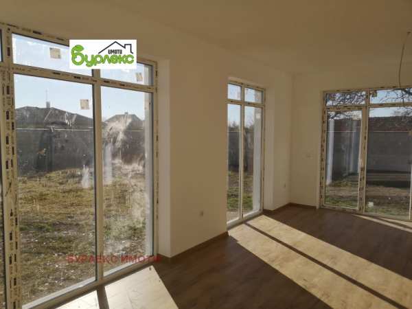 Продава къща, с. баново, област варна
