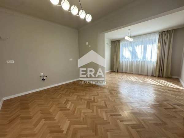 Продава 3-стаен, гр. велико търново, център