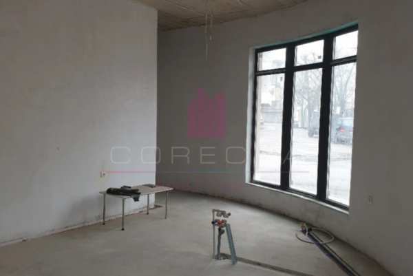 Продава магазин, гр. русе, широк център