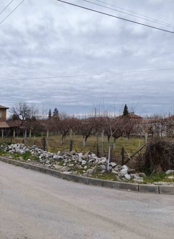 Продава парцел, с. катуница, област пловдив