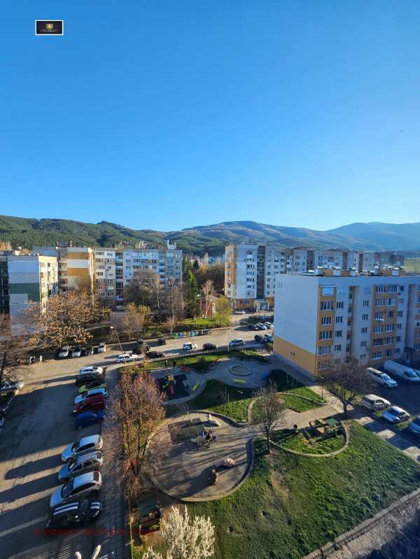 Продава 1-стаен, гр. кюстендил, запад