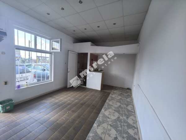 Продава офис, гр. ямбол, боровец