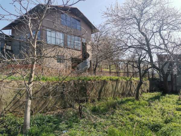 Продава къща, с. елешница, област софия област