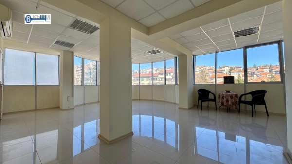 Продава офис, гр. велико търново, център