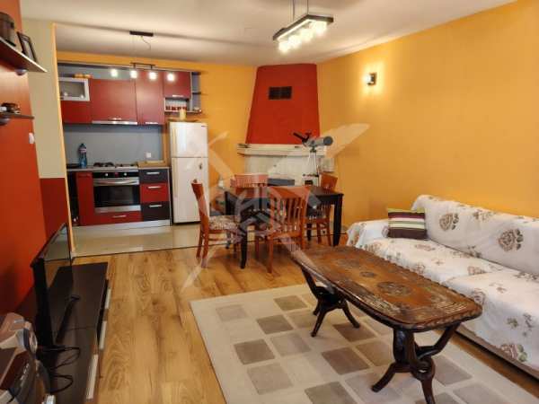 Продава  хотел гр. Свети Влас, област Бургас
      840 кв.м
