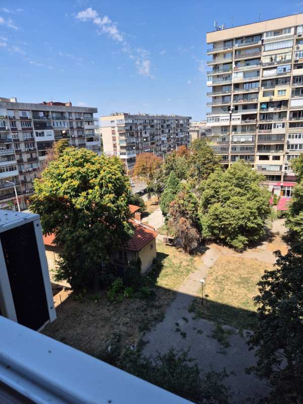 Продава 3-стаен, гр. русе, широк център