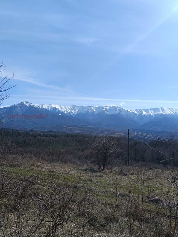 Продава парцел, гр. априлци, област ловеч