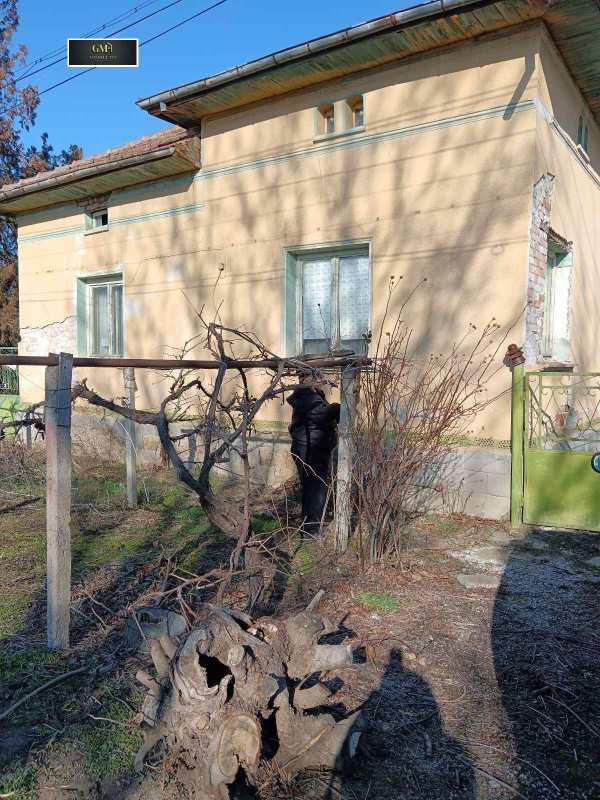 Продава къща, с. дебово, област плевен