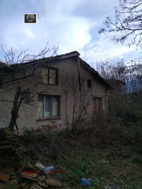 Продава къща, гр. дупница, област кюстендил