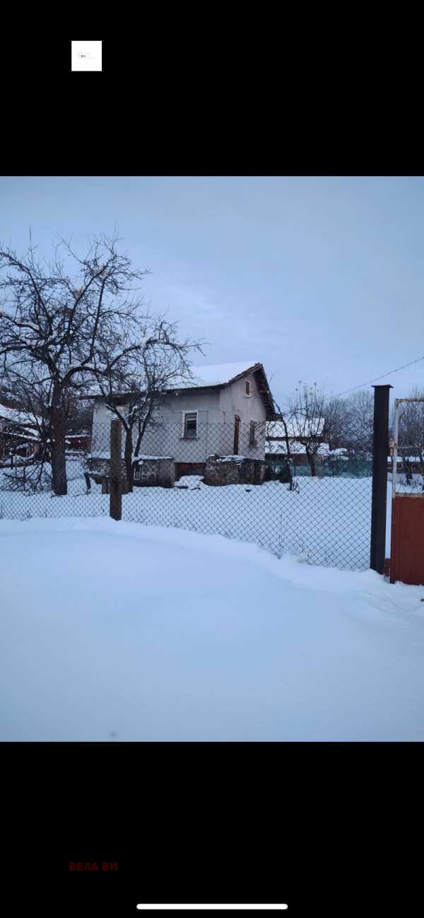 Продава къща, с. поцърненци, област перник