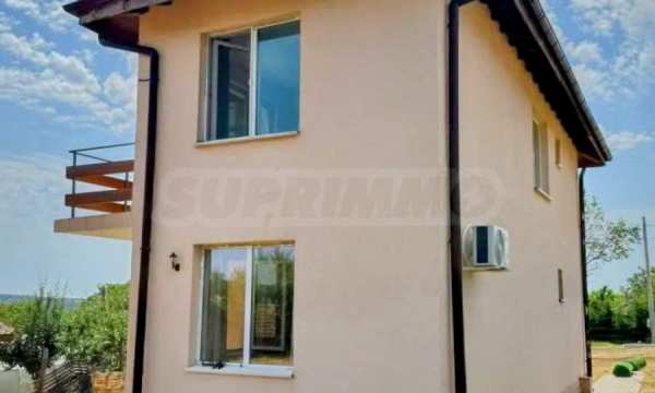 Продава къща, с. бенковски, област варна
