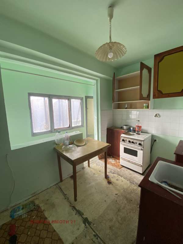 Продава 1-стаен, гр. добрич, христо ботев