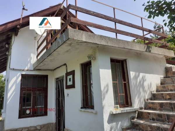 Продава  къща с. Макоцево, област София
      80 кв.м