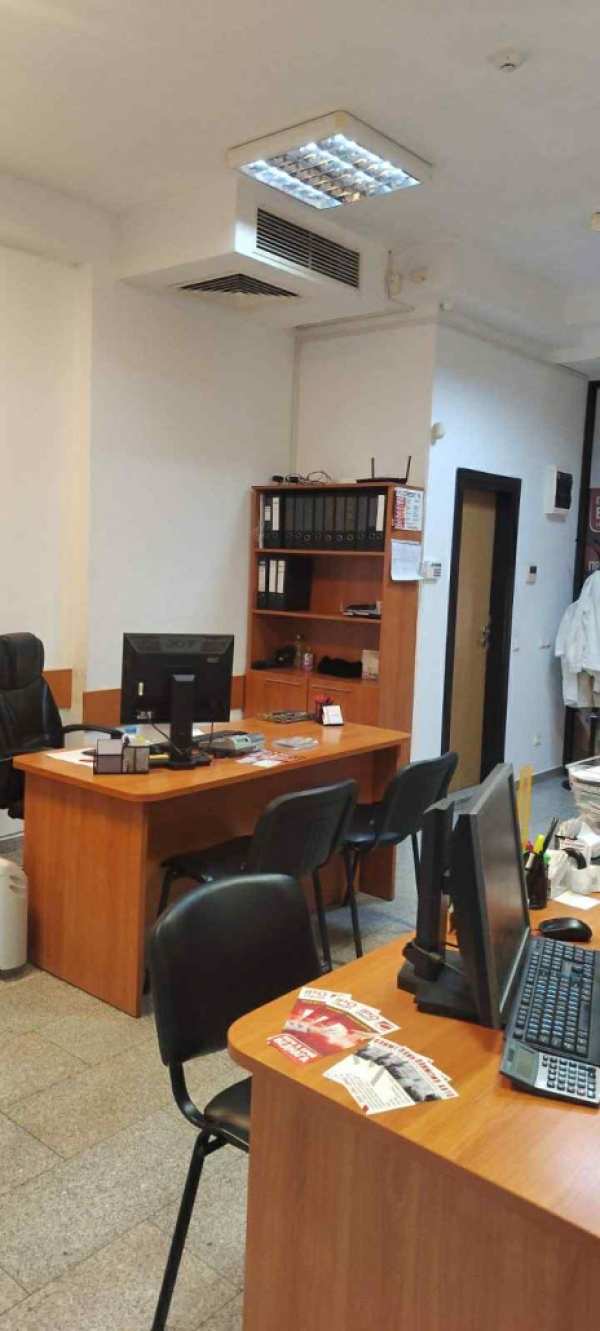Продава офис, гр. плевен, идеален център
