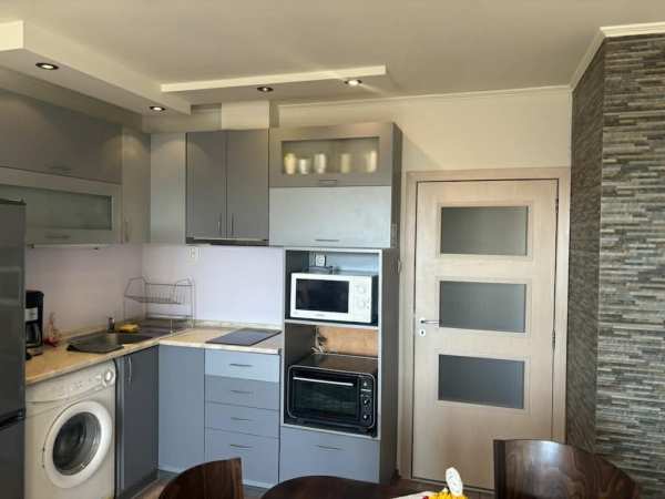 Продава 3-стаен, гр. русе, широк център