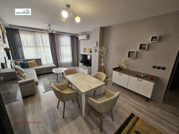 Продава 2-стаен, гр. кърджали, център