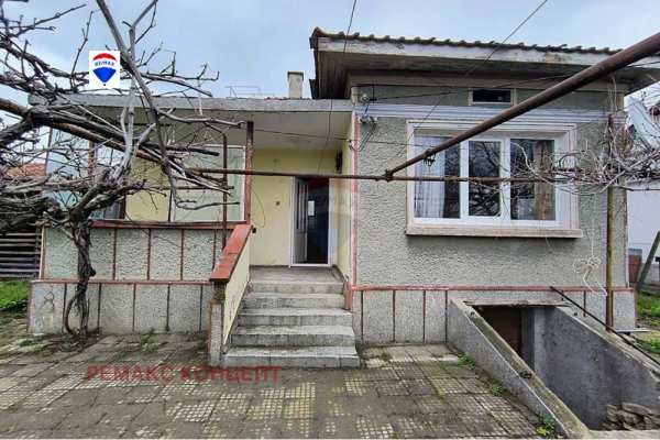 Продава къща, гр. шумен, мътница