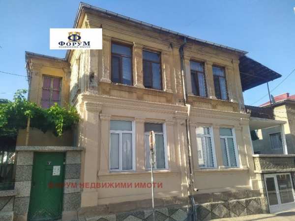 Продава  етаж от къща гр. Пещера, област Пазарджик
      132 кв.м