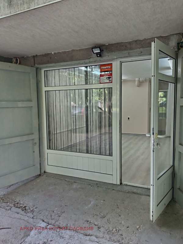 Продава магазин, гр. пловдив, кючук париж