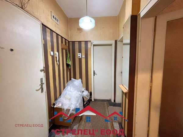Продава 3-стаен, гр. добрич, център