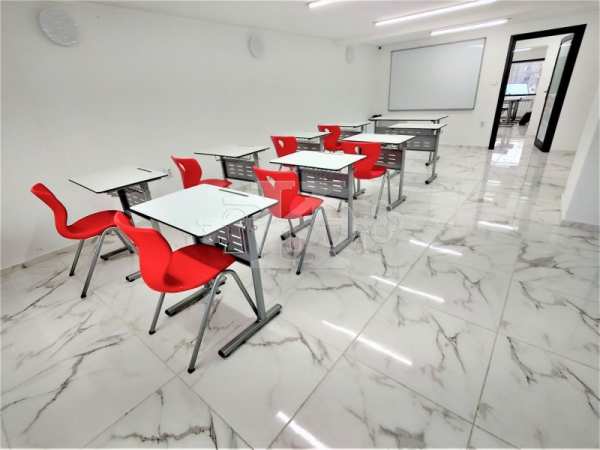 Продава офис, гр. добрич, център