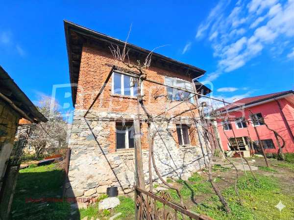 Продава къща, с. габровица, област пазарджик