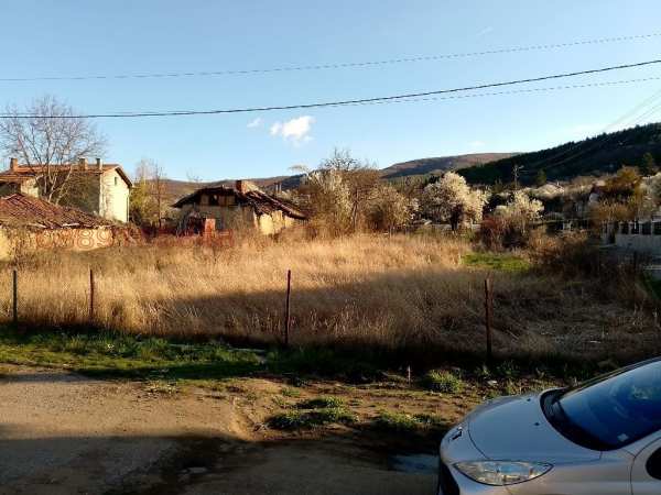 Продава парцел, с. чуковец, област перник