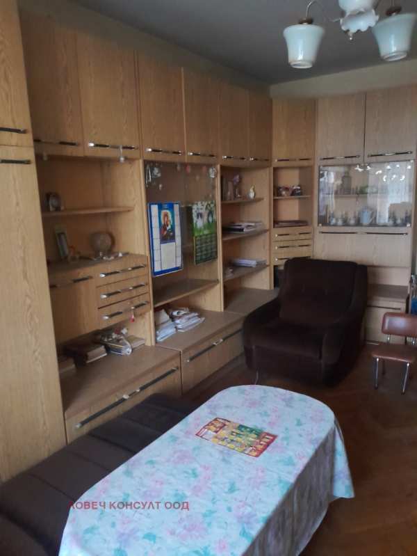 Продава 2-стаен, гр. ловеч, младост