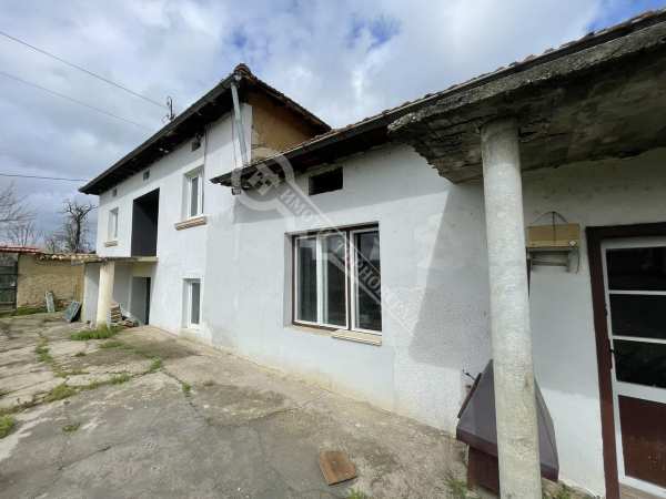 Продава къща, с. караисен, област велико търново