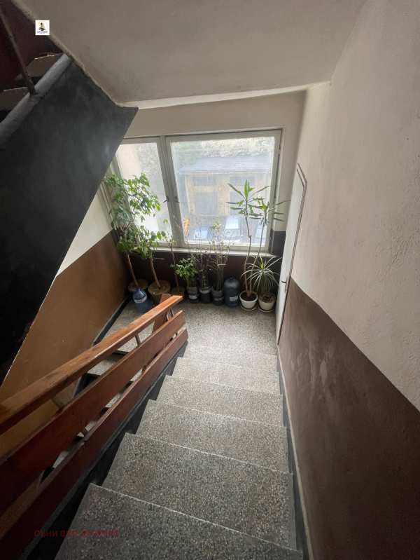 Продава 2-стаен, гр. плевен, идеален център