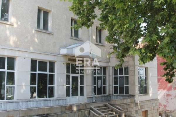 Продава пром. помещение, гр. ивайловград, област хасково