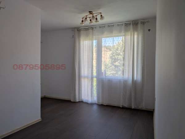 Продава 3-стаен, гр. девня, област варна