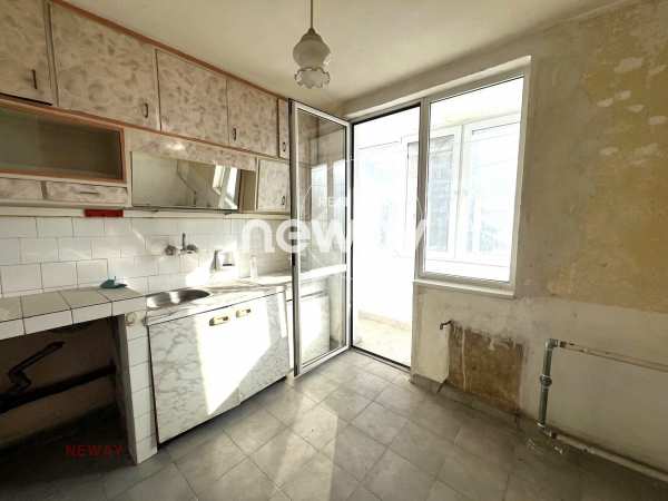 Продава 3-стаен, гр. плевен, идеален център