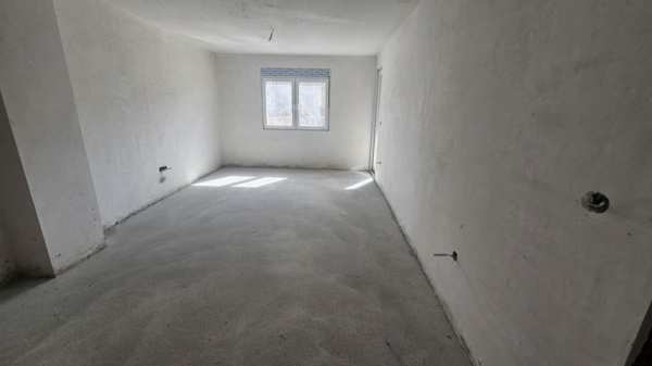 Продава 3-стаен, гр. кърджали, център