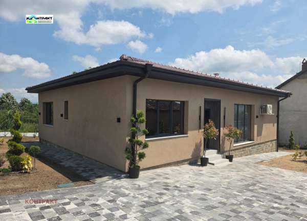 Продава къща, с. остра могила, област стара загора
