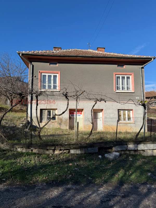 Продава къща, с. търговище, област видин