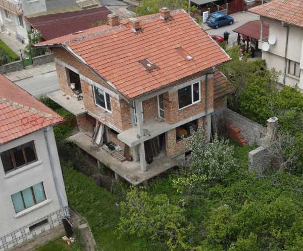 Продава къща, гр. черноморец, област бургас