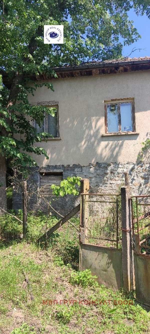 Продава  къща с. Джурово, област София
      80 кв.м
