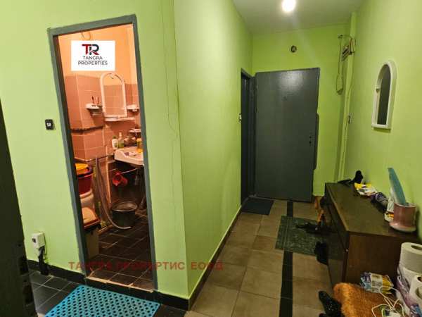 Продава 2-стаен, гр. радомир, област перник