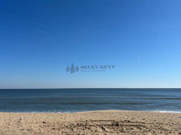 Продава хотел, гр. варна, к.к. чайка