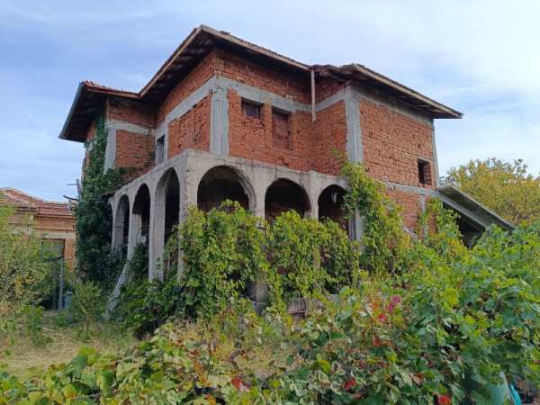 Продава къща, с. виноградец, област пазарджик