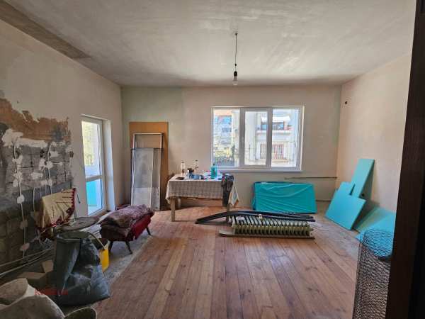 Продава 3-стаен, гр. плевен, идеален център