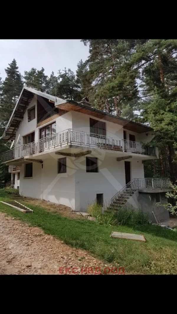 Продава вила, с. брестовица, област пловдив