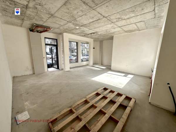 Продава магазин, гр. русе, център