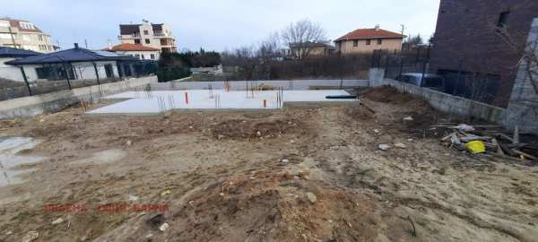 Продава къща, гр. варна, м-т горна трака